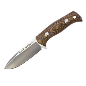 Muela cuchillo de supervivencia TUAREG-10G con hoja de acero Sandvik 14C28N de 10 cm y empuñadura de Micarta yute color mostaza de 11 cm.
