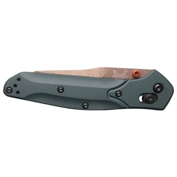Navaja Benchmade Osborne Taiga Green Tanto 940FE_2601 con hoja de acero Acero S390V de 8.6 cm y empuñadura de aluminio de 11.4 cm