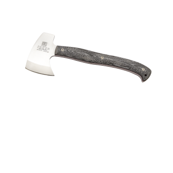 Hacha Joker Nature hecha en acero carbono 80CRV2 con un tamaño total de 30 cm. Cabeza de 7,5 cm y empuñadura integral de micarta canvas negra