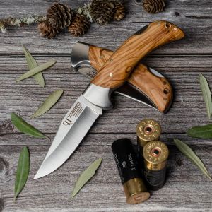 Navaja Cudeman 324-L hoja de acero MoVa 1.4116 de 9,5 cm y empuñadura de olivo satinado de 11,5 cm