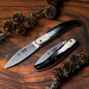 Navaja Cudeman 418-A hoja de acero MoVa 1.4116 de 9,5 cm y empuñadura de Cuerno de toro de 10,5 cm