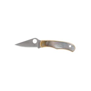 Navaja Spyderco BUG NICKEL SILVER ABALONE SLIPIT C133AP con hoja de acero 12c27 de 3.2 cm y empuñadura de Alpaca/Abulón de 4.2 cm