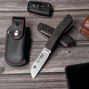 Navaja Cudeman Windstar 387-C con hoja de acero Böhler N690-Co de 7 cm y empuñadura de fibra de carbono con separador rojo de 9,5 cm